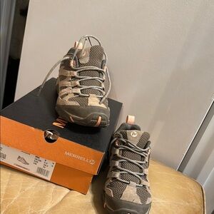 Merrell Women's Athletic Shoes - Olive and Peach